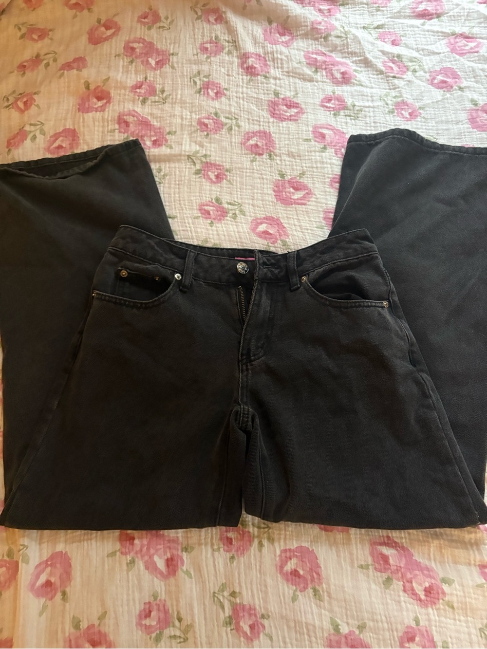 Edikted Black Straight-Leg Women’s Jeans
